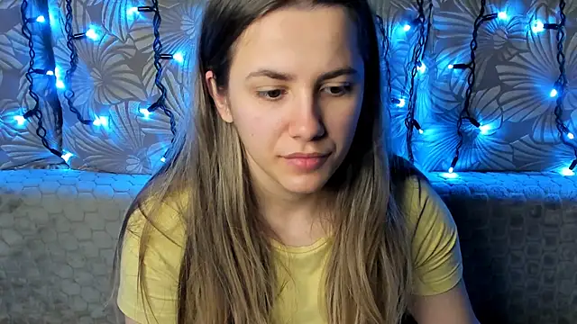 MaggieCake online show from 02-15-26, 04:13