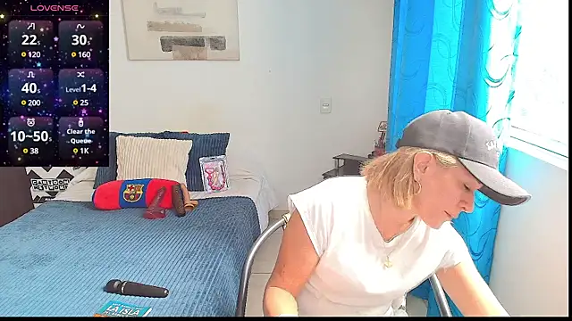Snapshot of Naty_Stone chatting on 03-06-25, 07:21 Naty Stone online show from 03-06-25, 07:21