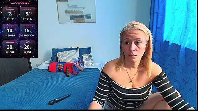 Snapshot of Naty_Stone chatting on 02-11-25, 07:48 Naty Stone online show from 02-11-25, 07:48