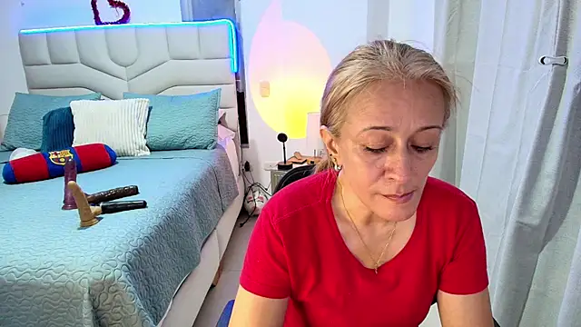 Naty Stone online show from 07-17-26, 09:45