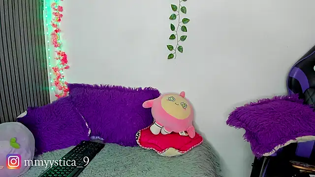 Rainnbow  online show from 03-27-26, 08:26