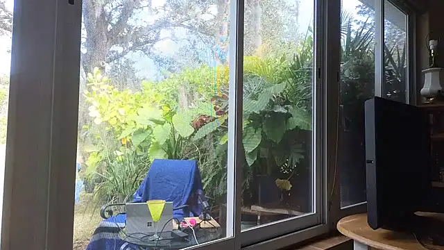 eliberator1777 online show from 02-12-25, 05:58