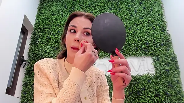 realhotfallingdevil online show from 04-06-26, 04:08