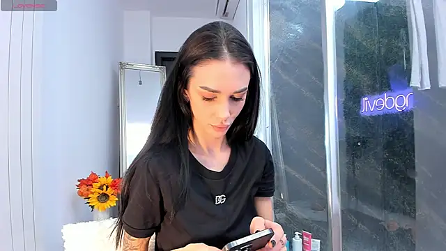 realhotfallingdevil online show from 10-10-25, 05:08