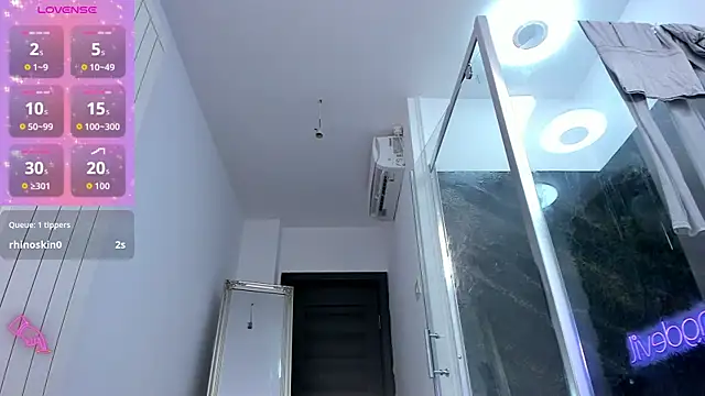 realhotfallingdevil online show from 10-04-25, 07:54