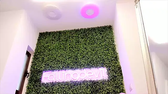 realhotfallingdevil online show from 02-20-25, 12:47