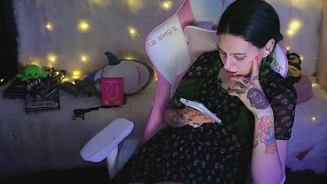 Ginger Stay online show from 04-09-26, 11:05