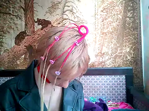 Snapshot of WildMissNiks chatting on 02-25-25, 11:21 WildMissNiks online show from 02-25-25, 11:21