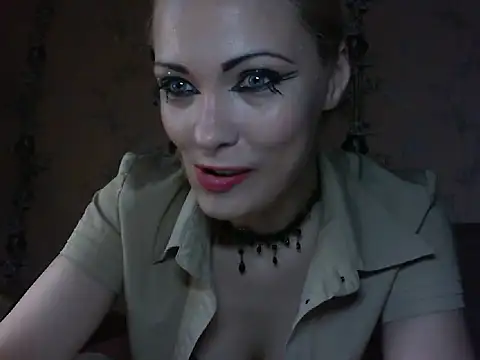 Snapshot of WildMissNiks chatting on 05-14-26, 07:16 WildMissNiks online show from 05-14-26, 07:16