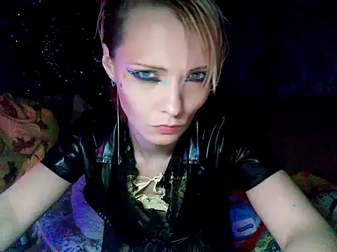 Snapshot of WildMissNiks chatting on 12-29-24, 11:07 WildMissNiks online show from 12-29-24, 11:07