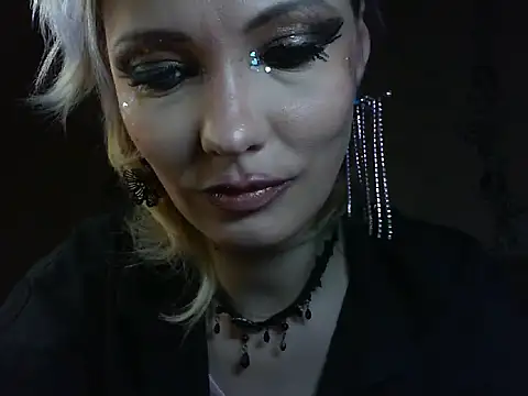 WildMissNiks online show from 03-24-26, 06:57