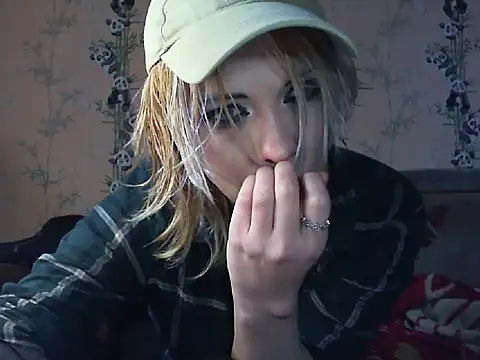 Snapshot of WildMissNiks chatting on 05-07-26, 07:12 WildMissNiks online show from 05-07-26, 07:12