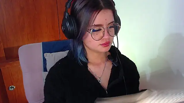 Raventh  online show from 03-18-26, 02:19