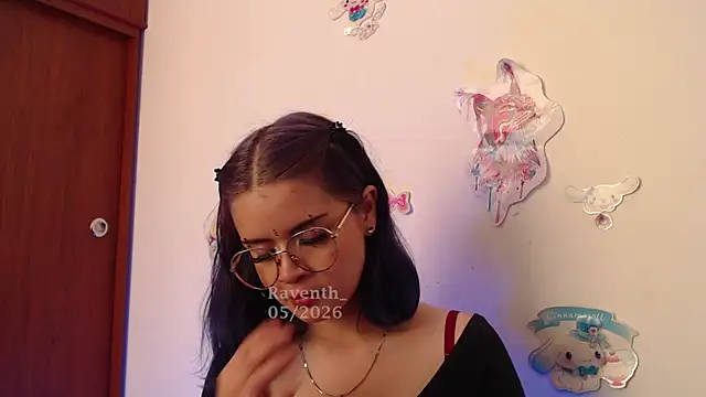 Snapshot of Raventh_ chatting on 05-15-26, 12:14 Raventh online show from 05-15-26, 12:14