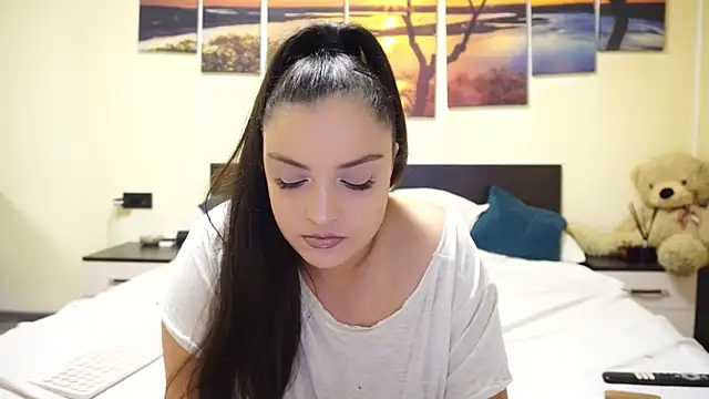 adelline online show from 10-17-25, 08:43