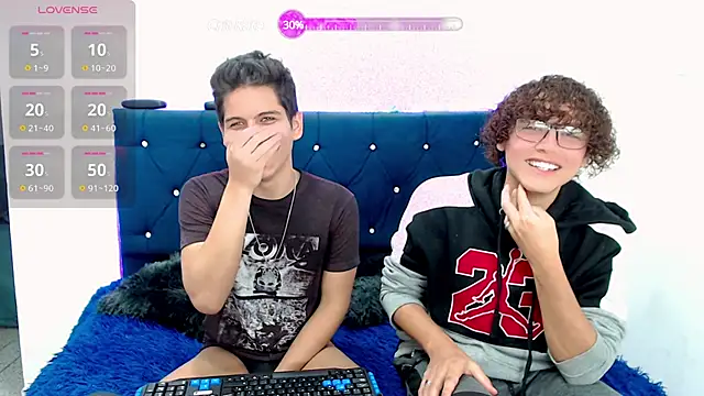 Snapshot of javieryalejandro chatting on 01-05-25, 11:44 javieryalejandro online show from 01-05-25, 11:44