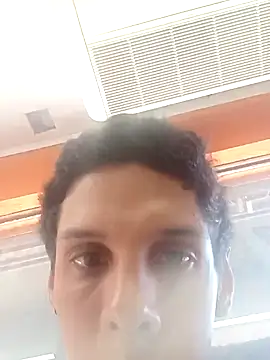 Kingeduardo online show from 01-28-25, 05:56