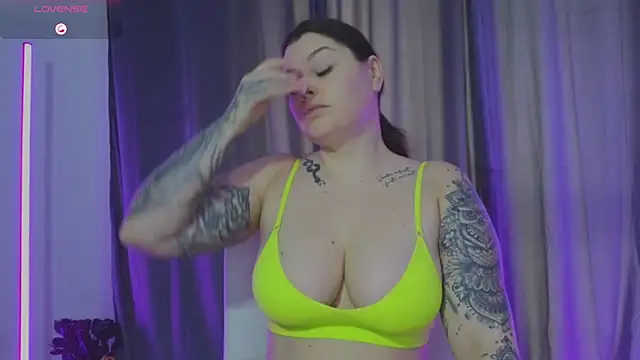 Raven Luna online show from 03-11-25, 07:24