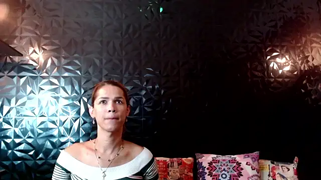 Snapshot of PINK__LOLA1 chatting on 03-03-26, 09:33 PINK LOLA1 online show from 03-03-26, 09:33