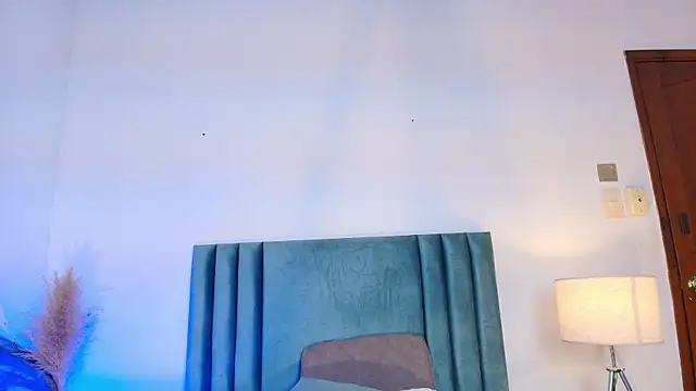 Christy Sea online show from 09-10-25, 06:18