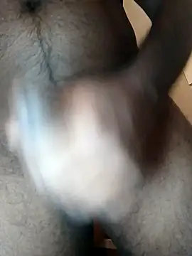 Snapshot of Sripandara1 chatting on 11-10-25, 04:45 Sripandara1 online show from 11-10-25, 04:45