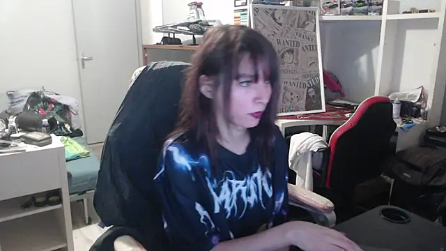 missthon0 online show from 02-06-26, 12:34