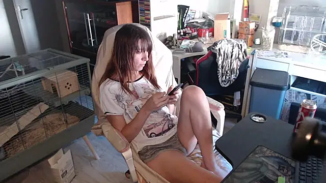 missthon0 online show from 06-12-26, 03:21