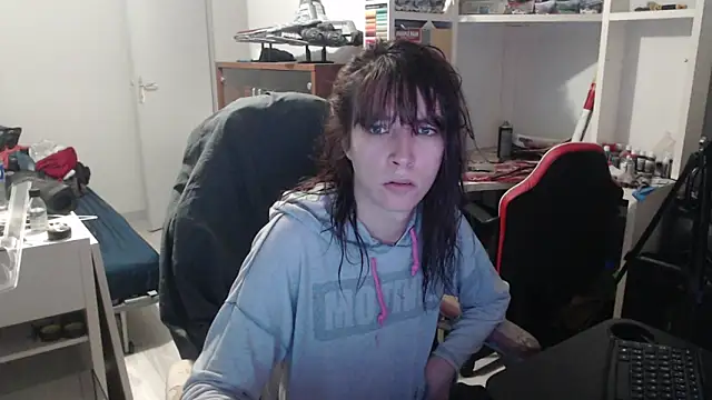 missthon0 online show from 02-25-26, 12:38