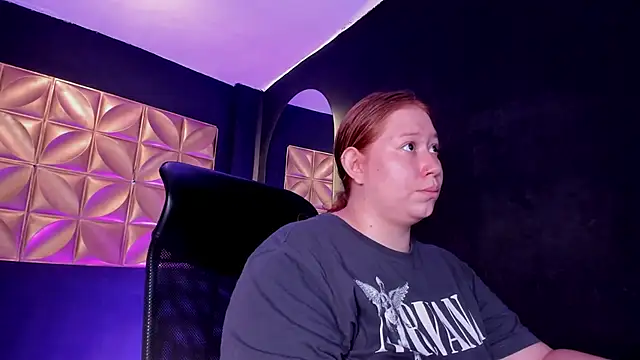 hannamartinn online show from 09-24-25, 04:13