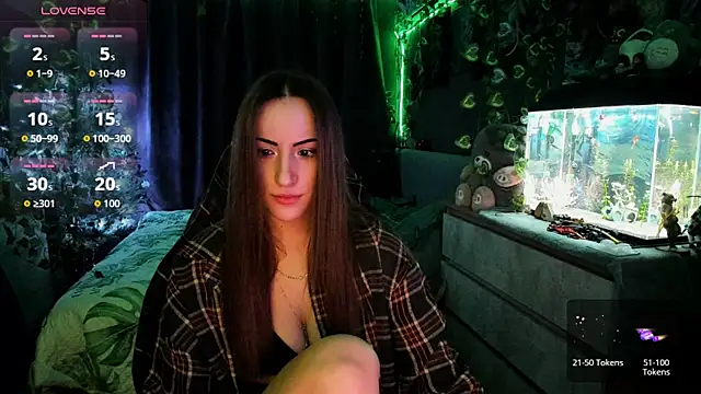 Selbi Paine online show from 12-19-25, 11:07