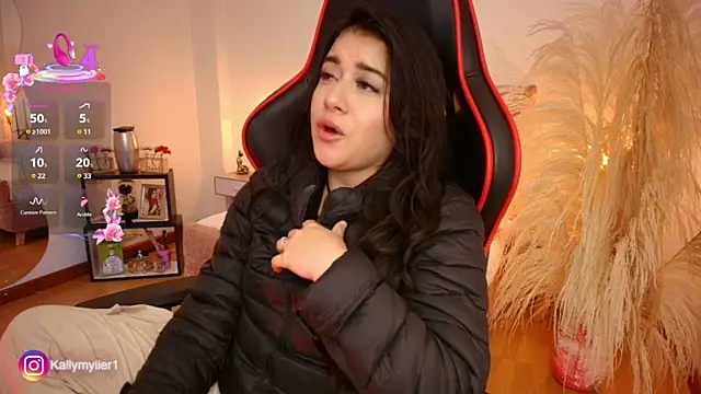 KallyMyller1 online show from 03-07-25, 10:21