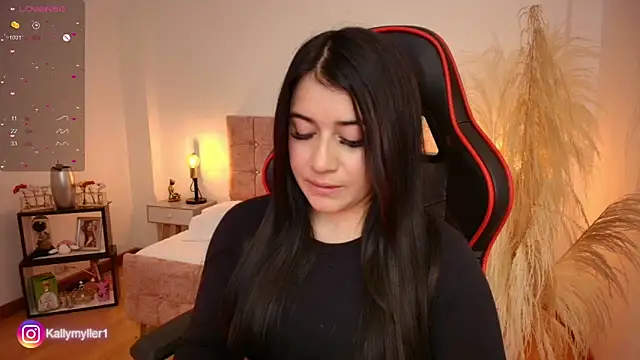 KallyMyller1 online show from 03-06-25, 07:21