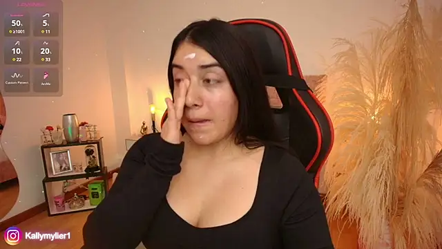 KallyMyller1 online show from 01-24-25, 07:39