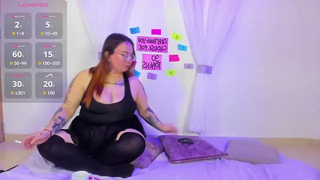 MiaYMolly online show from 03-08-26, 04:05