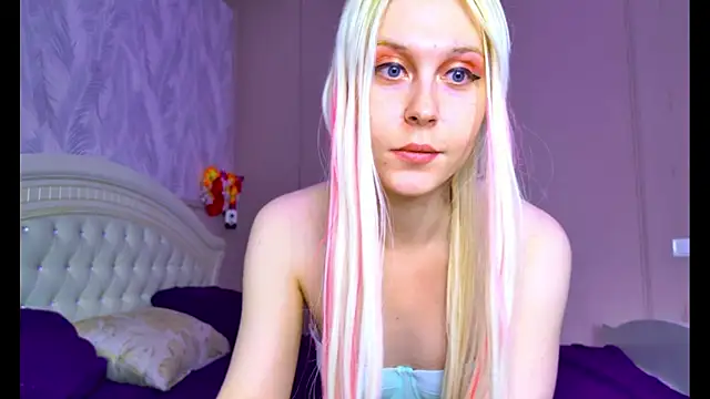 Evelyn rabbit online show from 06-12-26, 08:23