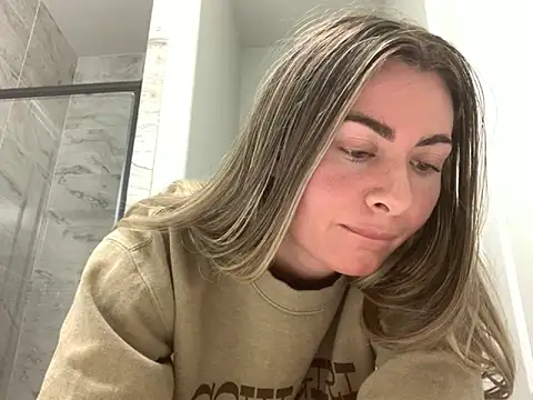 Alyssa rhoades online show from 11-01-25, 12:28