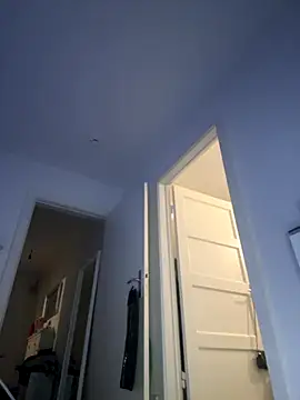 eleonoree online show from 11-24-25, 09:37