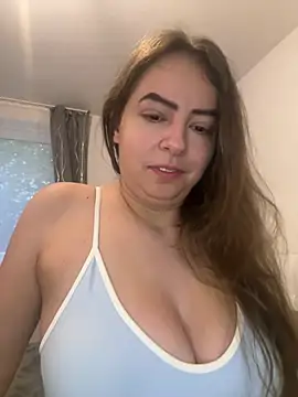 Snapshot of eleonoree chatting on 05-20-26, 03:58 eleonoree online show from 05-20-26, 03:58