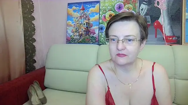 Snapshot of MargieEvans chatting on 04-22-26, 06:47 MargieEvans online show from 04-22-26, 06:47