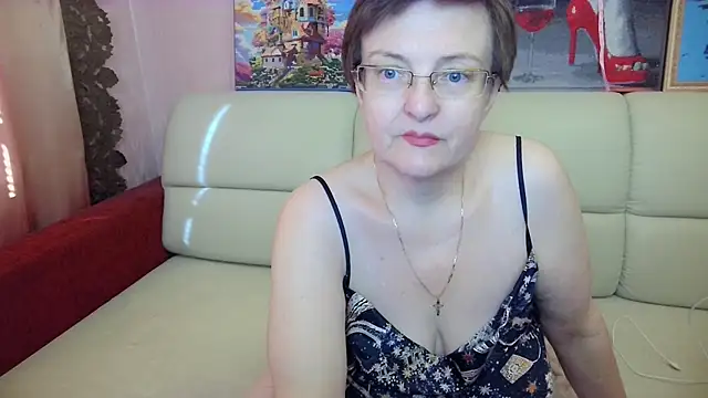 Snapshot of MargieEvans chatting on 04-28-26, 06:29 MargieEvans online show from 04-28-26, 06:29