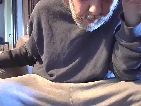 naked bear online show from 02-08-26, 09:07