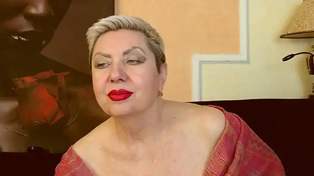 Snapshot of LadyPosh chatting on 03-05-25, 09:59 LadyPosh online show from 03-05-25, 09:59