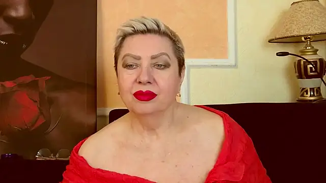Snapshot of LadyPosh chatting on 06-03-26, 05:50 LadyPosh online show from 06-03-26, 05:50
