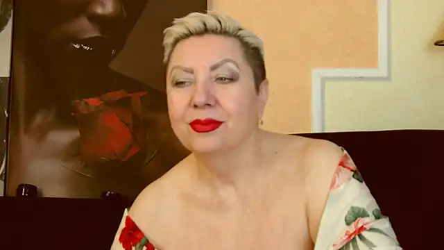 Snapshot of LadyPosh chatting on 01-31-25, 09:48 LadyPosh online show from 01-31-25, 09:48
