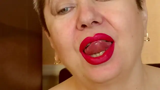 LadyPosh online show from 02-11-26, 08:25