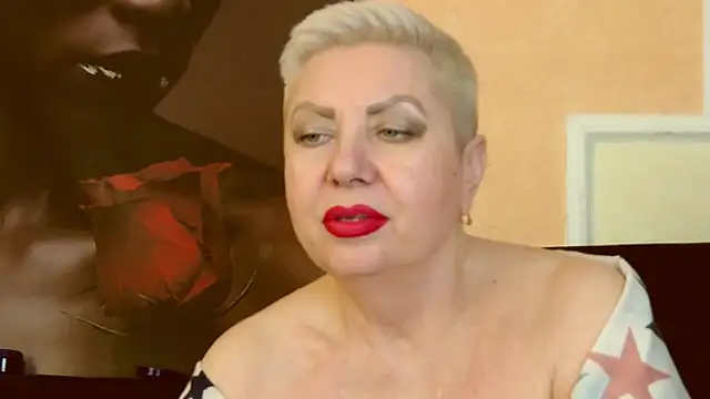 Snapshot of LadyPosh chatting on 02-07-25, 02:50 LadyPosh online show from 02-07-25, 02:50