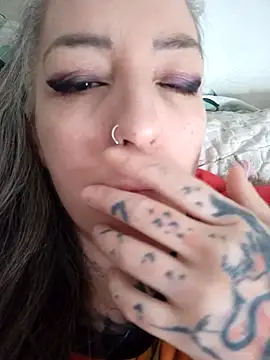 vamporasuccubus19777 online show from 09-17-25, 11:23