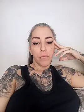 vamporasuccubus19777 online show from 09-14-25, 11:54