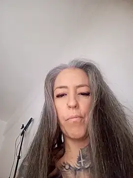 vamporasuccubus19777 online show from 03-09-26, 09:29