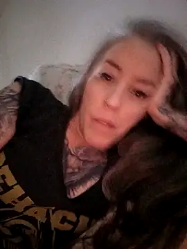 vamporasuccubus19777 online show from 11-09-25, 11:42